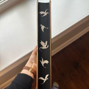 Fourth Wing with original sprayed edges